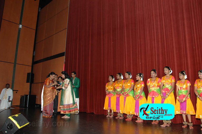 Jaffna-Hindu121013Toronto (96).jpg